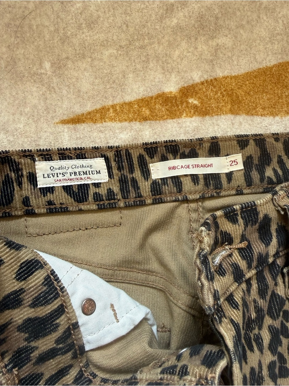 Levi Leopard Rib Cage Corduroy Pants - Brown/Black - Sz 25 - Picture 2 of 5
